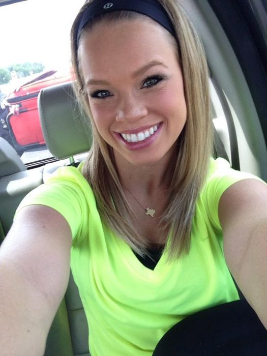 Жестокое хобби кровожадной болельщицы Кендалл Джонс Kendall Jones Кендалл Джонс, Жестокое хобби Кендалл Джонс