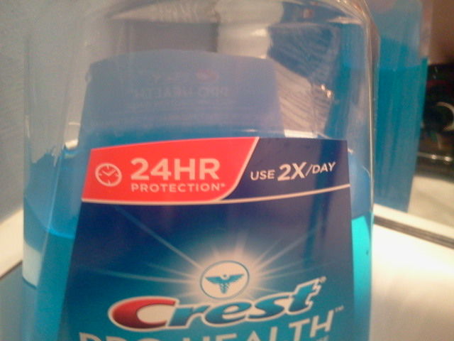 реклама врет, не верить всему что пишут, ложная реклама, надписи