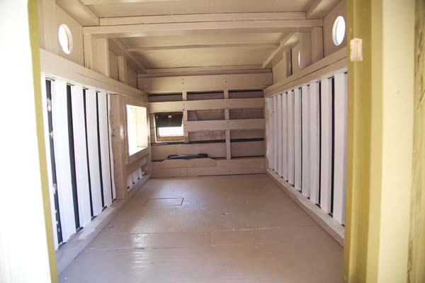 маленькие передвижные дома для бездомных, дома для бездомных из мусора, Грегори Клейн, Gregory Kloehn