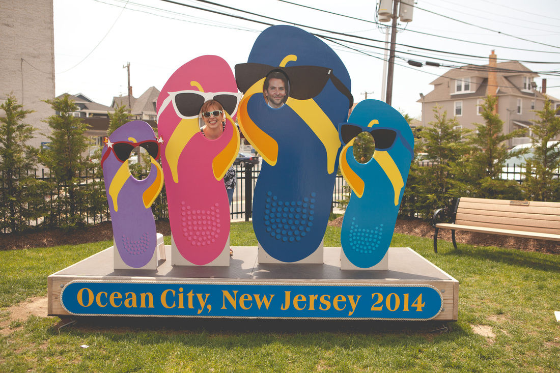 картонный Брэдли Купер, Даниэль Дэвис, Danielle Davis, Сегодня с Брэдли,