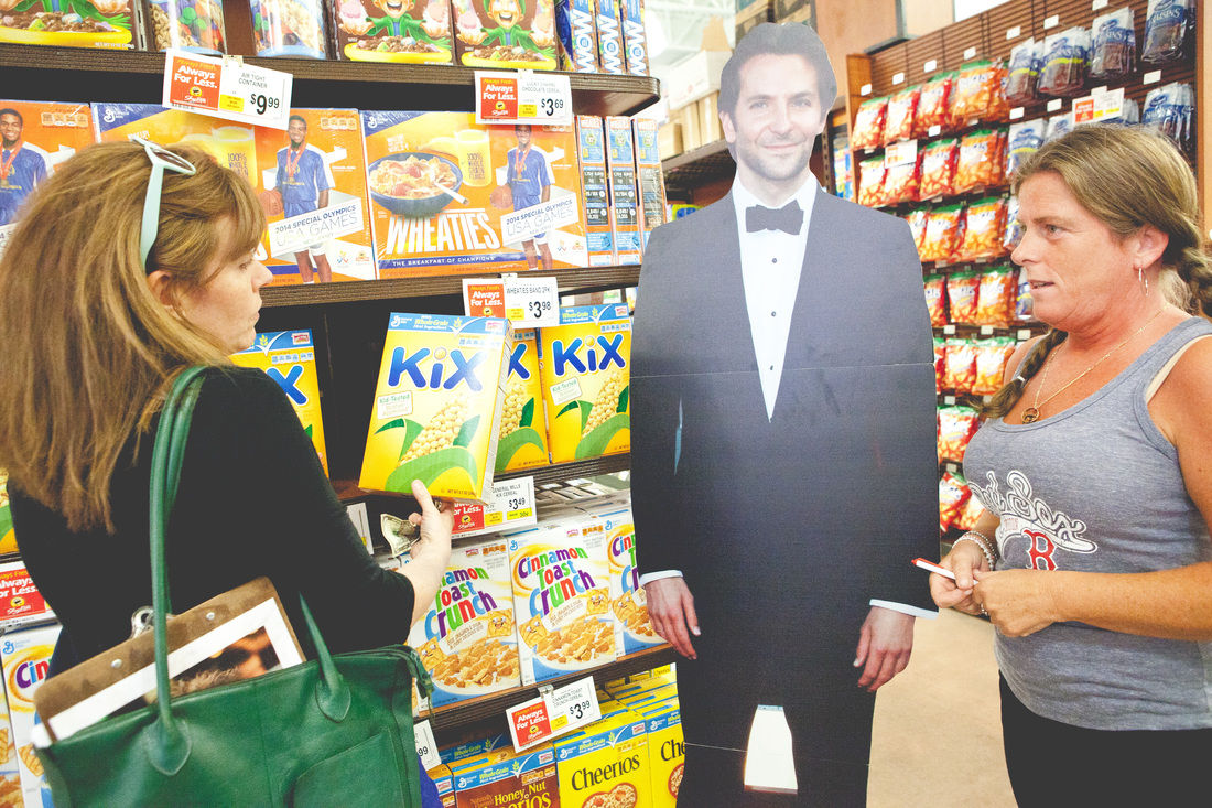 картонный Брэдли Купер, Даниэль Дэвис, Danielle Davis, Сегодня с Брэдли,