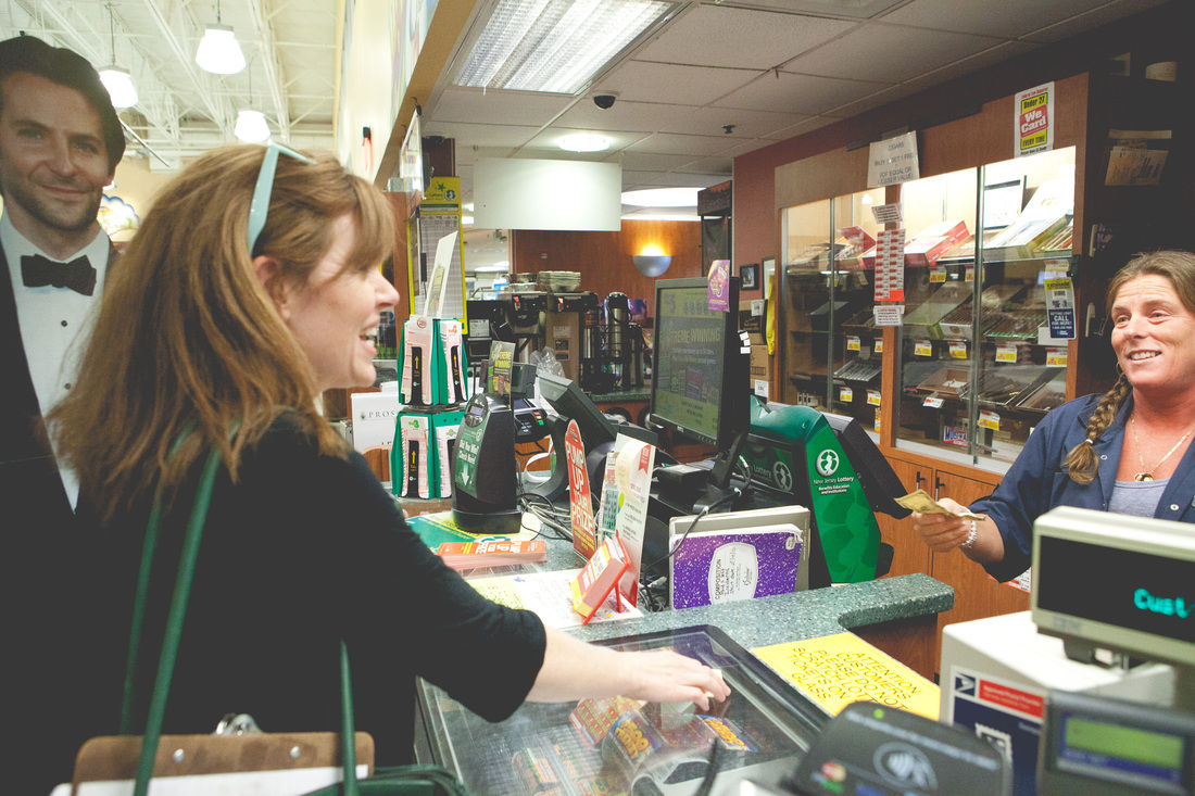 картонный Брэдли Купер, Даниэль Дэвис, Danielle Davis, Сегодня с Брэдли,