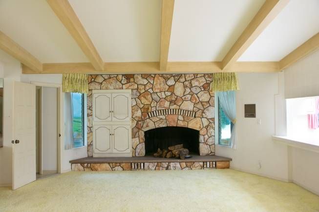 роскошщный бункер, бункер для аристократов, шикарное убежище, противоатомный 