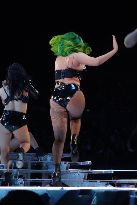 Lady Gaga Saggy