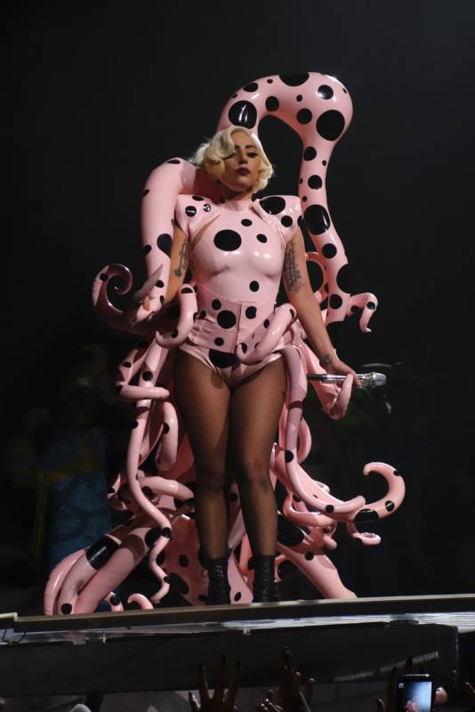 lady gaga fat, Леди Гага потолстела, толстая леди гага, леди гага 2014