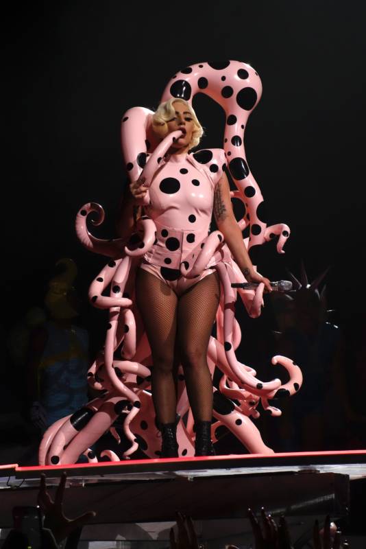 lady gaga fat, Леди Гага потолстела, толстая леди гага, леди гага 2014