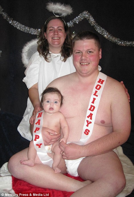 нелепые рождественские фотографии, смешные новогодние фотографии, нелепое фото Тони Блэра с женой Шери