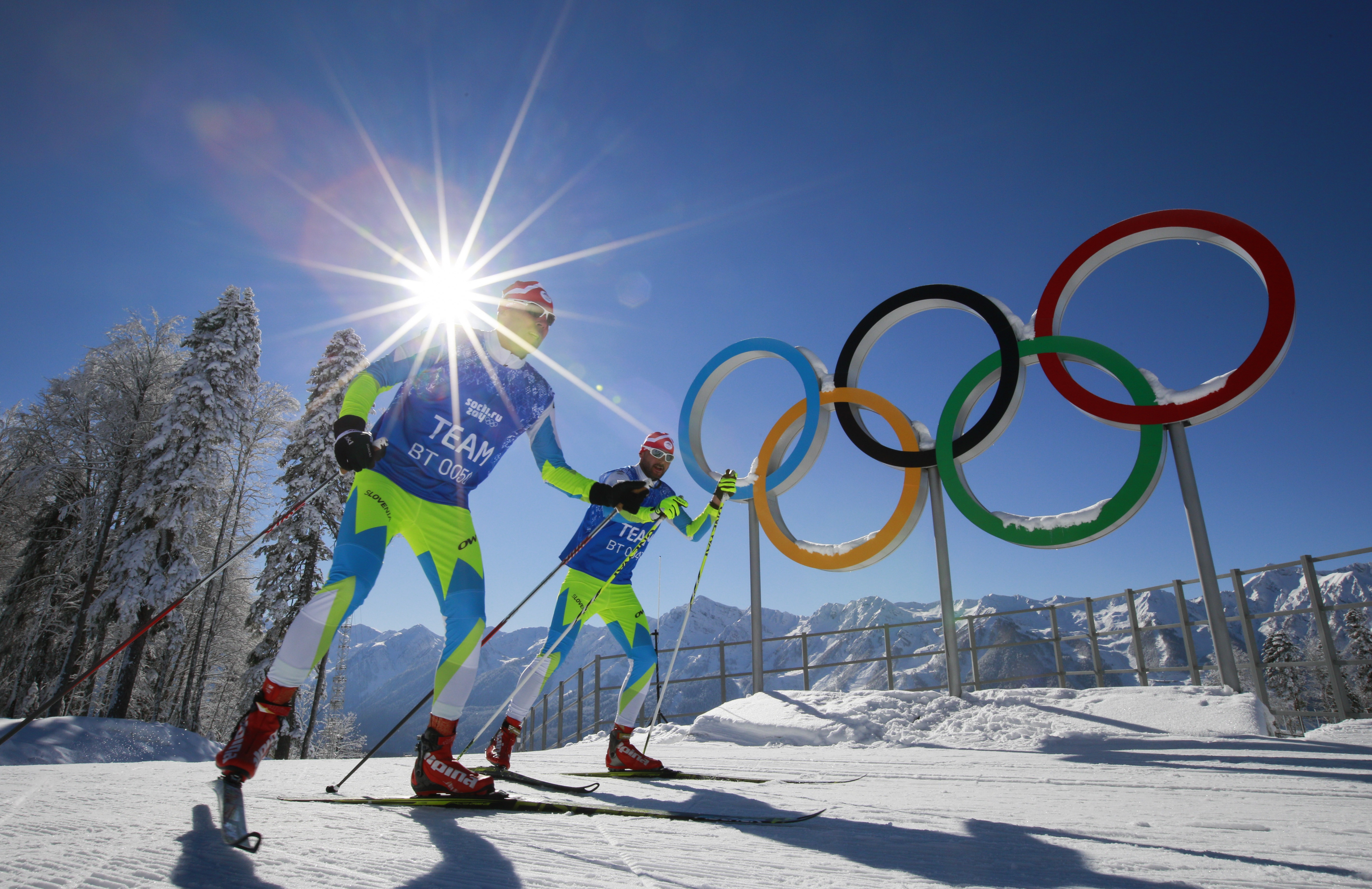 Зимние олимпийские игры это спортивные соревнования впр. Олимпийские игры в Сочи 2014. Sochi 2014 Winter Olympics игра. Зимние Олимпийские игры 2014 красная Поляна.