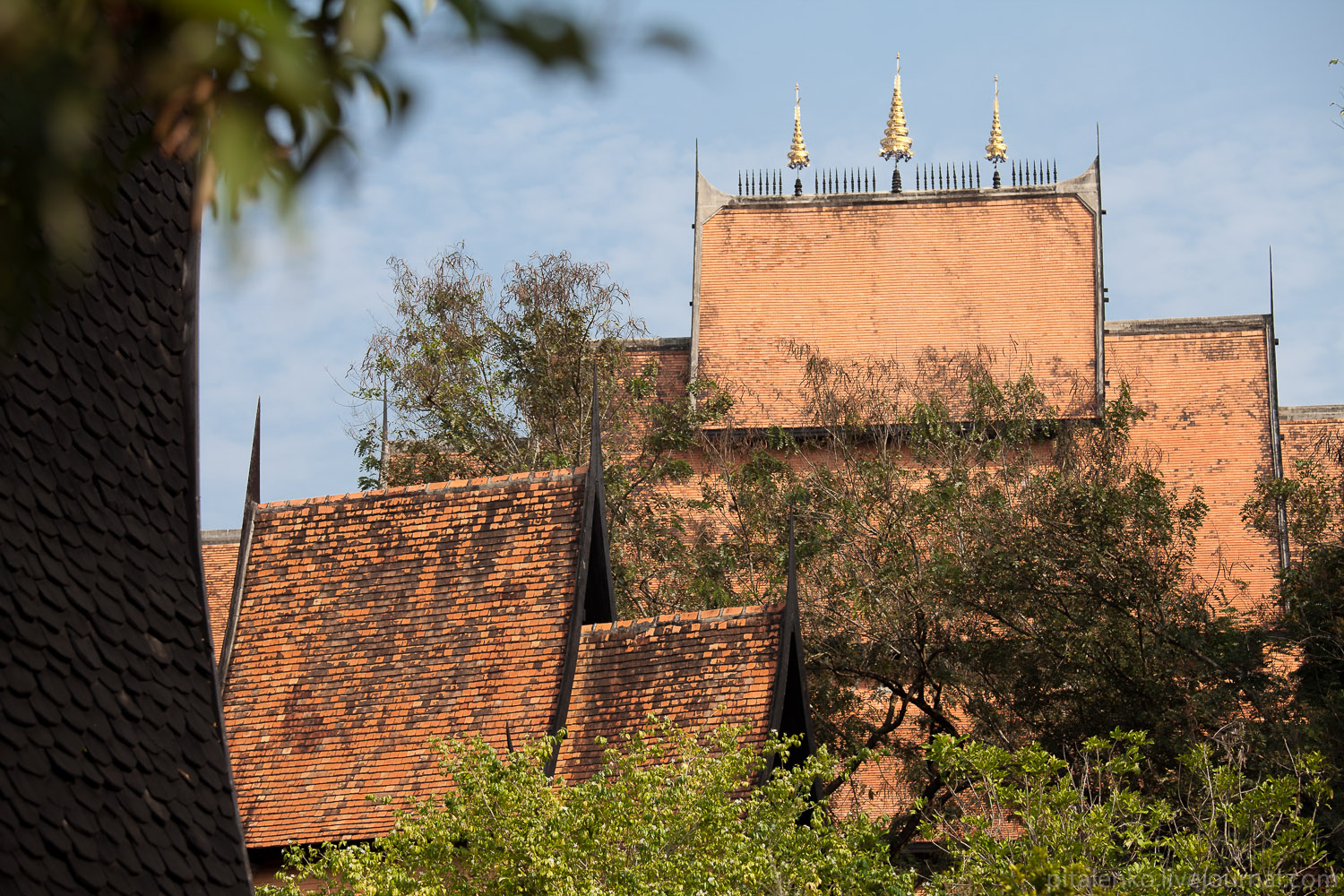 Чёрный дом на севере Таиланда, Baan Si Dum, Чианграй, Thawan Duchanee