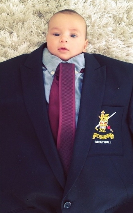 малыши одетые в костюмы взрослых, Baby Suiting, Mommy Shorts, дети в костюмах