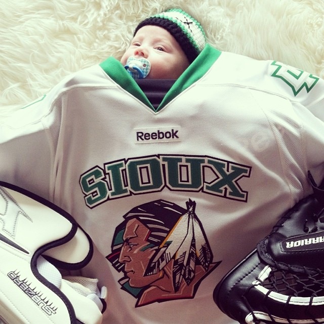 малыши одетые в костюмы взрослых, Baby Suiting, Mommy Shorts, дети в костюмах