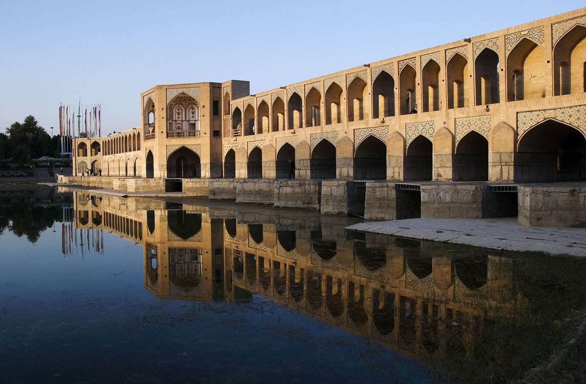 Сказочные дома-мосты из разных уголков мира дома-мосты