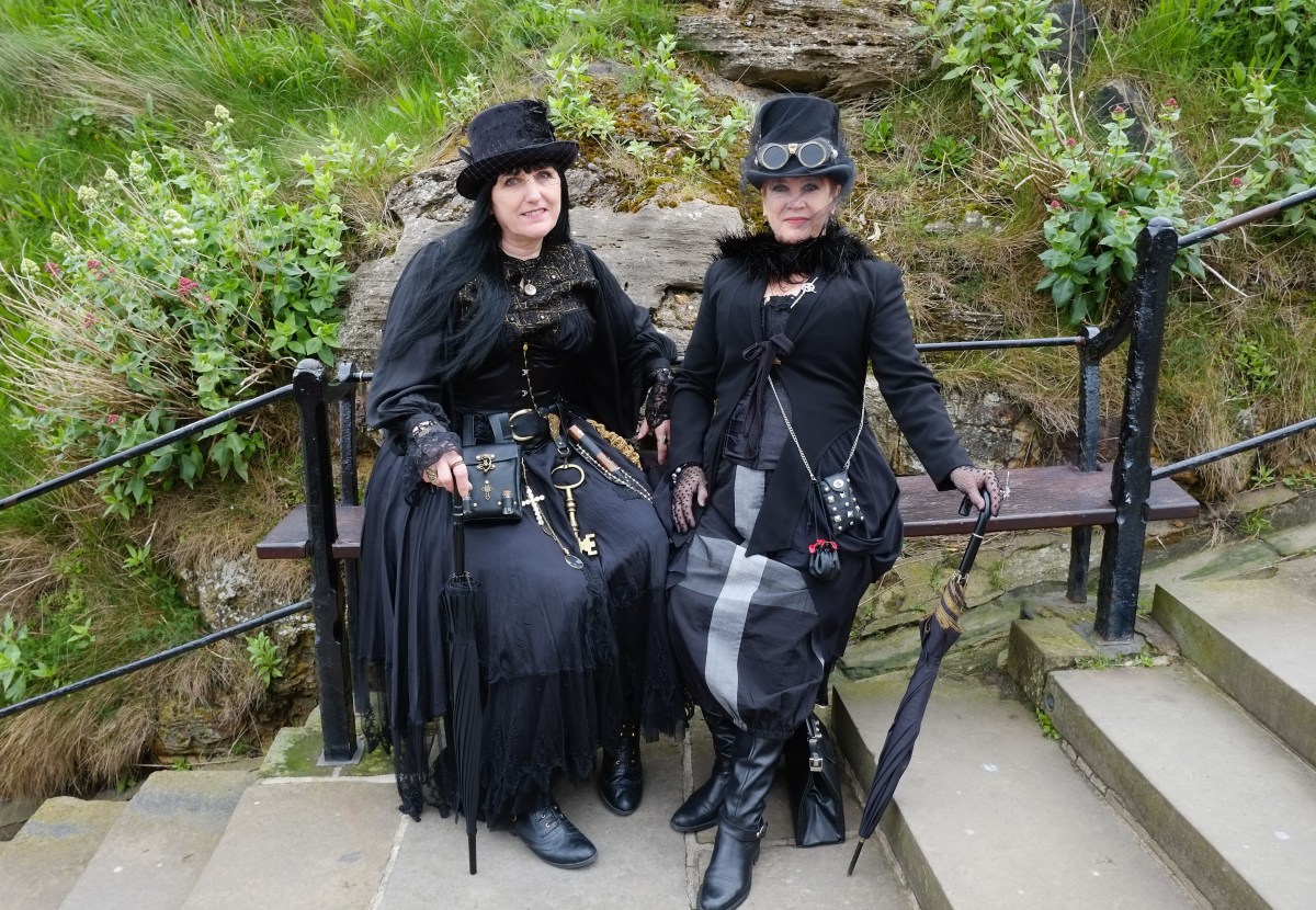 Впечатляющий фестиваль любителей готики Whitby Gothic Weekend 2014, готика, готы
