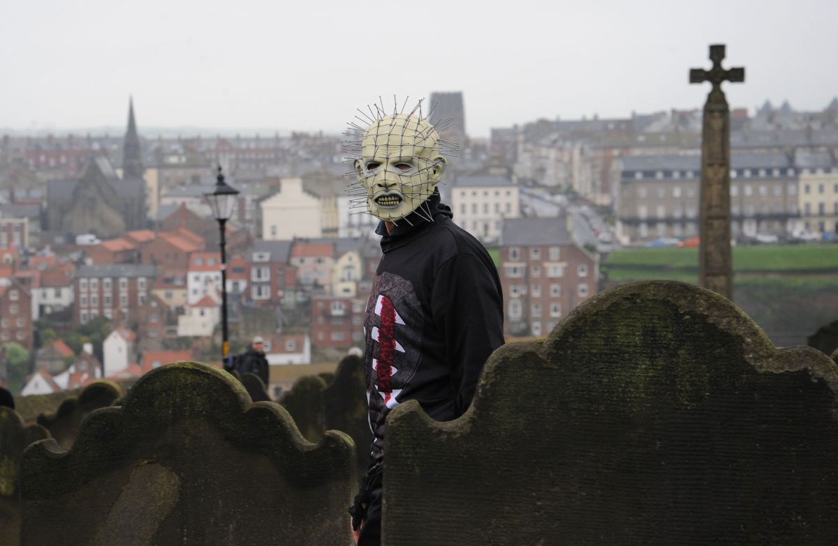 Впечатляющий фестиваль любителей готики Whitby Gothic Weekend 2014, готика, готы