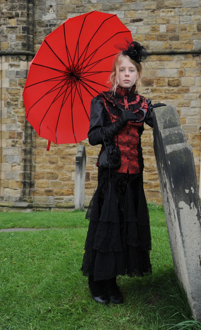 Впечатляющий фестиваль любителей готики Whitby Gothic Weekend 2014, готика, готы