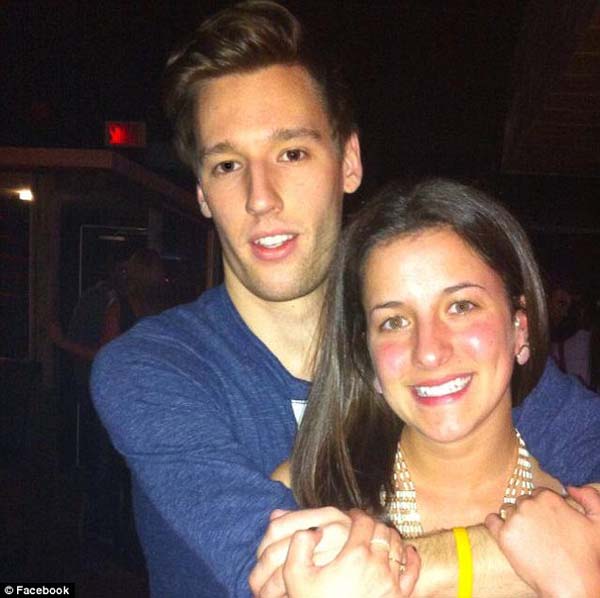 Вернули украденного ребенка, нашли ребенка Facebook, 4 студента нашли ребенка