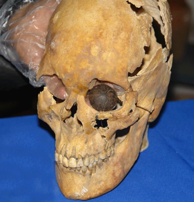 Исторические артефакты, являющиеся самыми древними из существующих вещей своего рода древнейшие артефакты, старые исторические артефакты, самые старые вещи