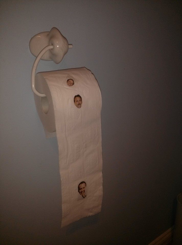 Забавный розыгрыш над братом, который терпеть не может Николаса Кейджа Розыгрыш Николас Кейдж, расклеили головы Николаса Кейджа по дому, наклеили головы Николаса Кейджа