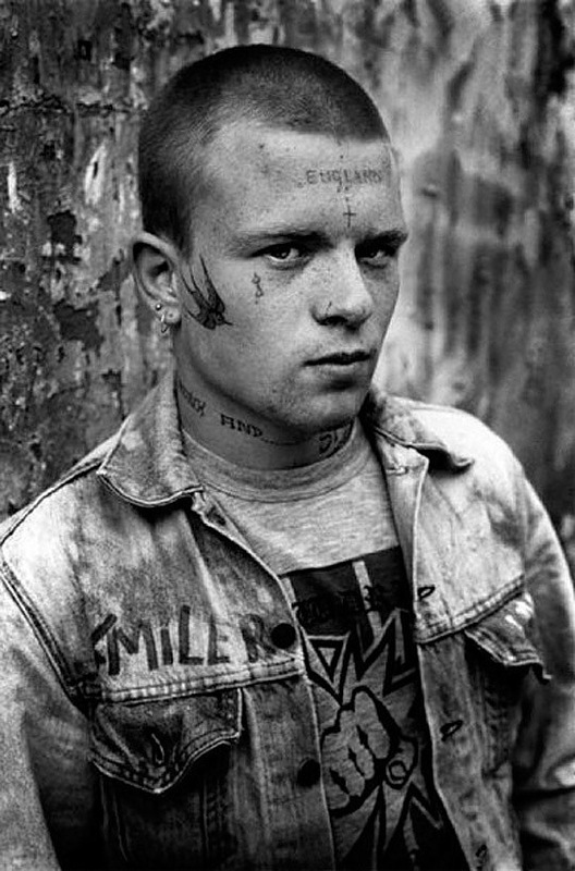 Неформальная молодёжь Лондона, Дерек Риджерс Derek Ridgers, панки 70-х, 78-87 London Yout