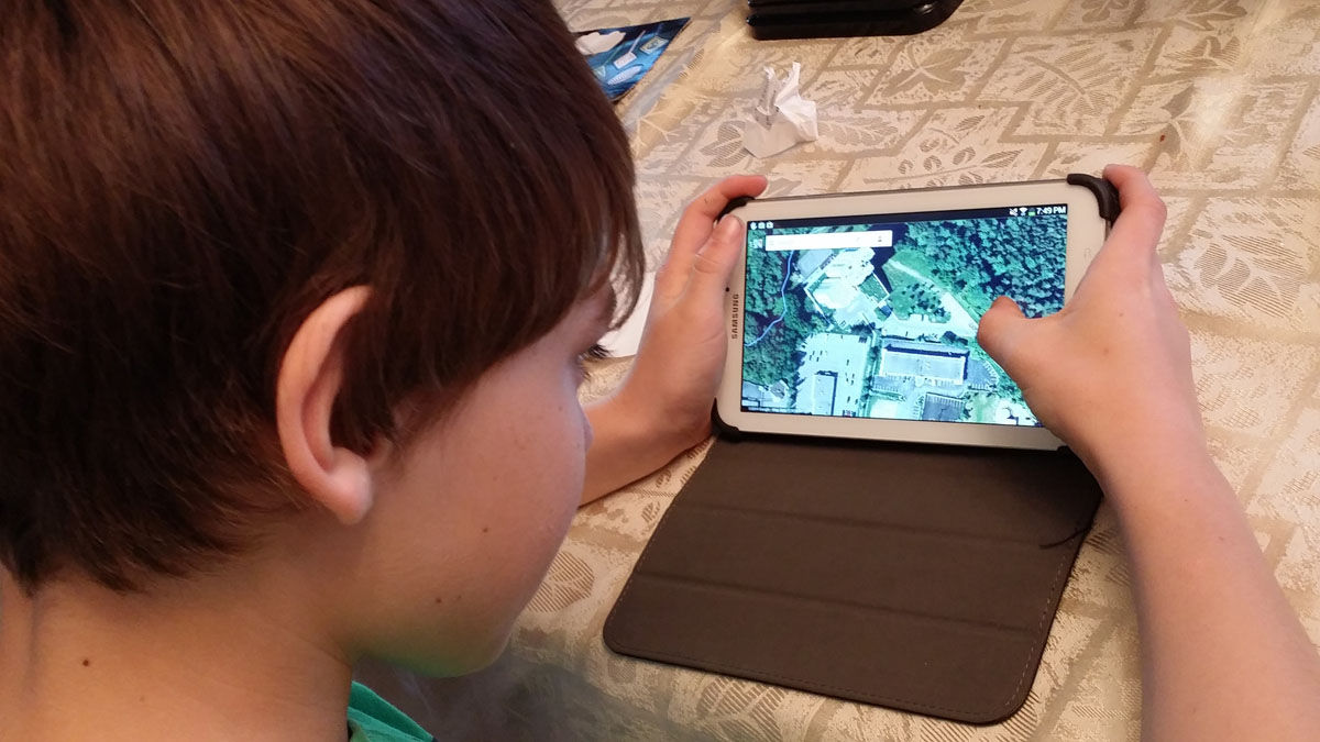 Папа устроил на день рождения сыну грандиозное приключение папа спрятал сюрприз для сына, приключение для сына на его день рождения, приключения для сына подсказки