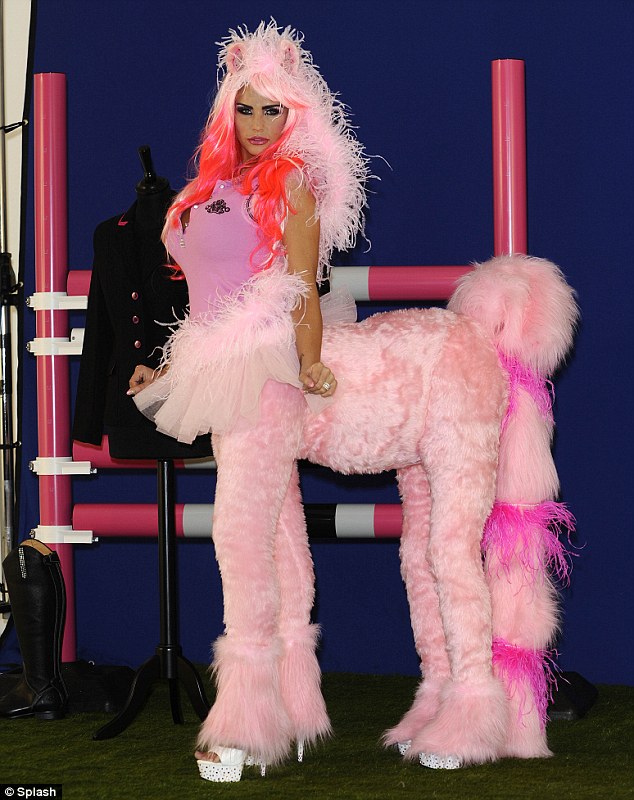 кэти прайс, кэти прайс беременна, сумасшедшее платье кэти прайс