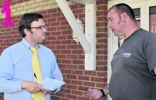 модификации в дьявола, бодимодификации превратиться в дьявола, мечтает стать похожим на дьявола, Гэвин Пэслоу, Gavin Paslow