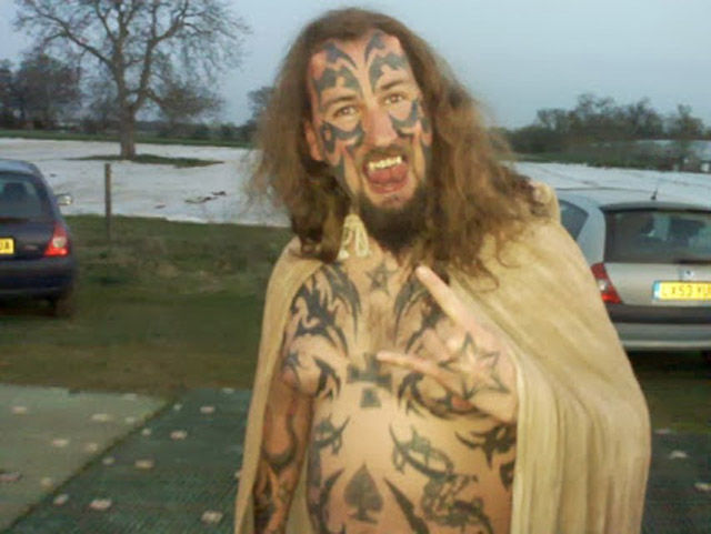 модификации в дьявола, бодимодификации превратиться в дьявола, мечтает стать похожим на дьявола, Гэвин Пэслоу, Gavin Paslow