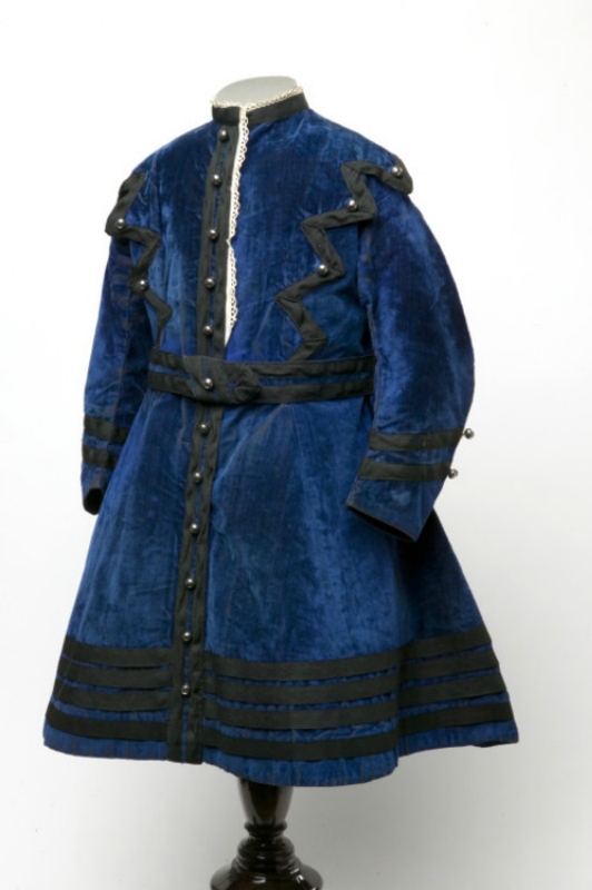 мальчики в платьях, IXI век мальчики платья