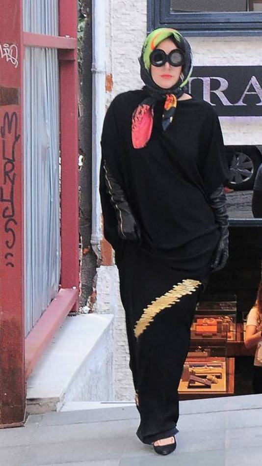 нелепые наряды знаменитостей, безвкусные наряды