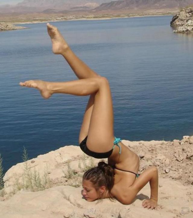 невероятно гибкие люди, трюки людей с телом, гуттаперчевые люди, люди ломающие представление о теле