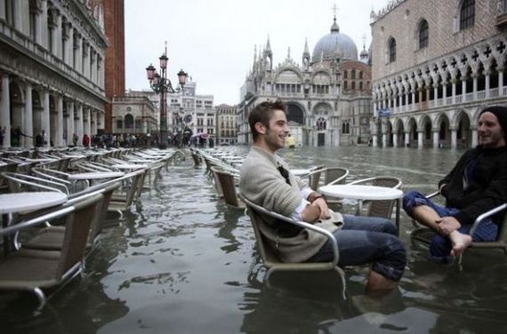 Им просто пофиг, люди, которым всё равно, насрать