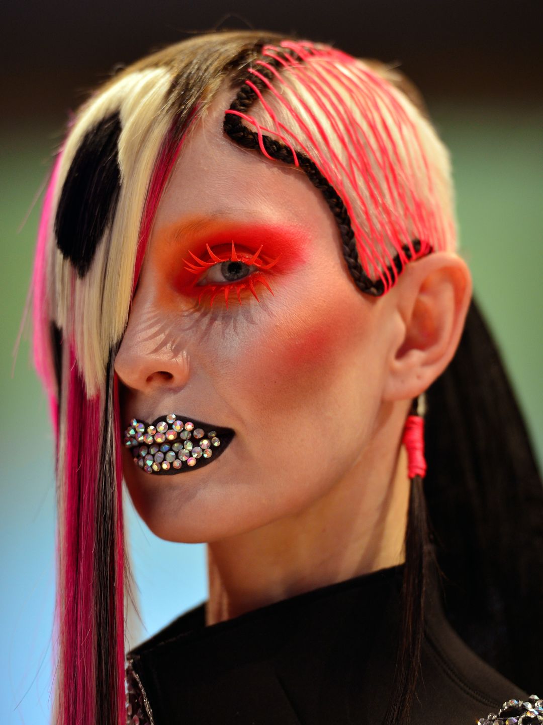 чемпионат по парикмахерскому искусству, OMC Hairworld 2014, креативные стрижки, причёски