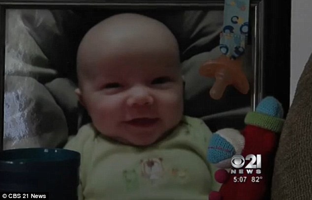 вор вернул фотографии сына, женщины попросила вора, карта памяти с фотографиями сына