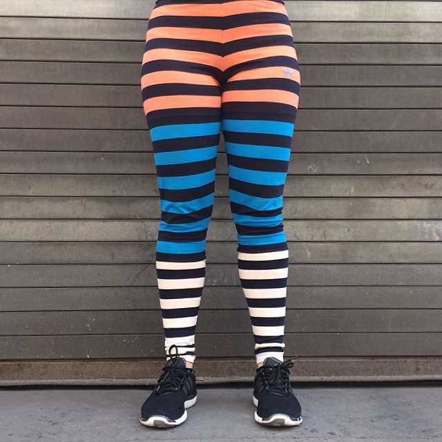 Ноги нью-йоркских девушек в популярном фотопроекте Стейси Бейкер Ноги нью-йоркских прохожих, Стейси Бейкер Stacey Bakers, Citylegs