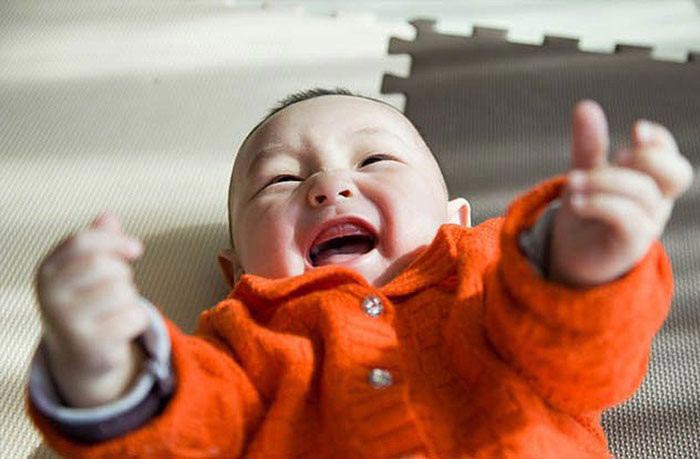 странные ритуалы в честь новорождённого, обряды традиции в честь новорождённого