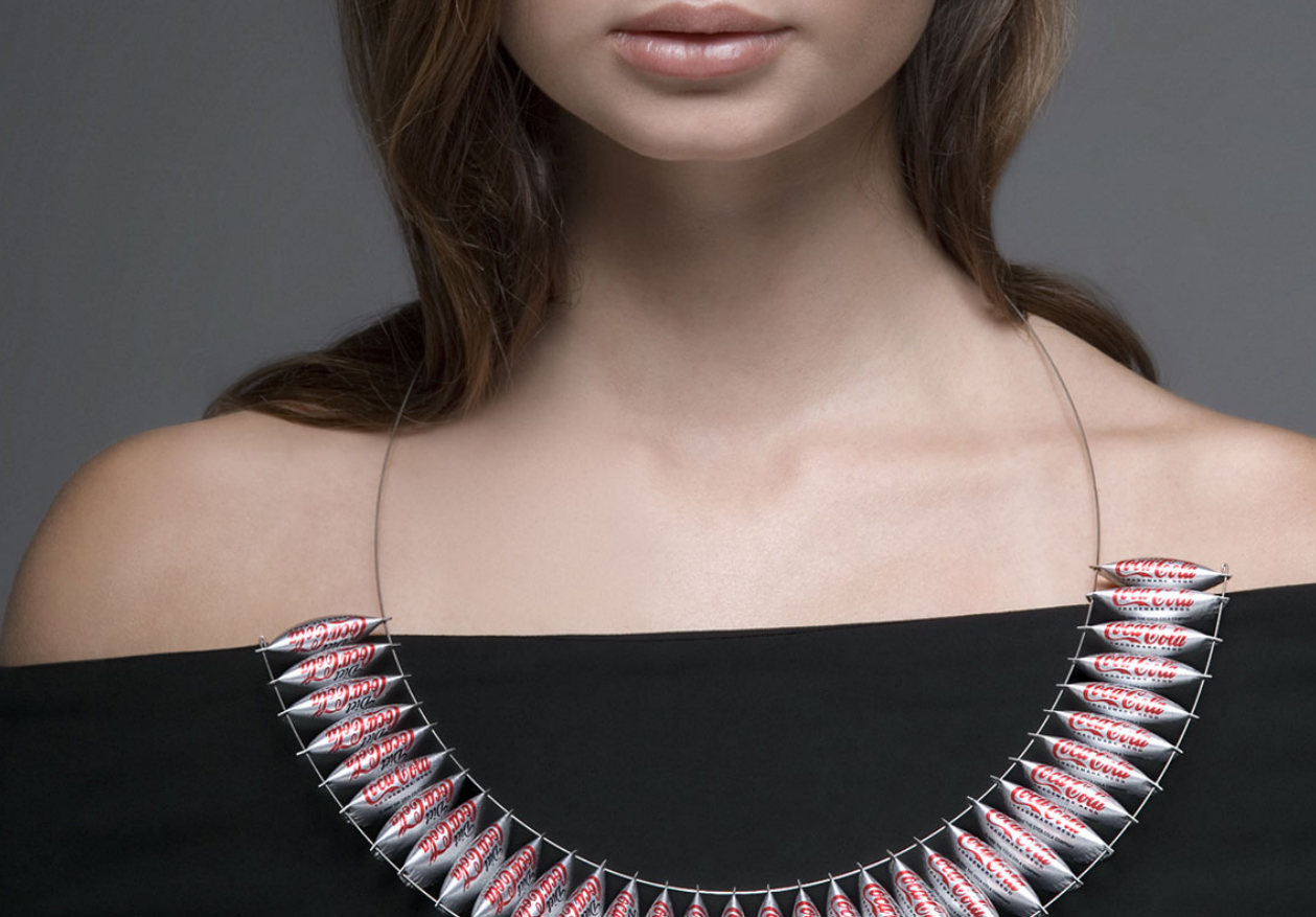 Украшения, из металлических пробок, от бутылок, дизайнер, Йоав Котик,  Yoav Kotik