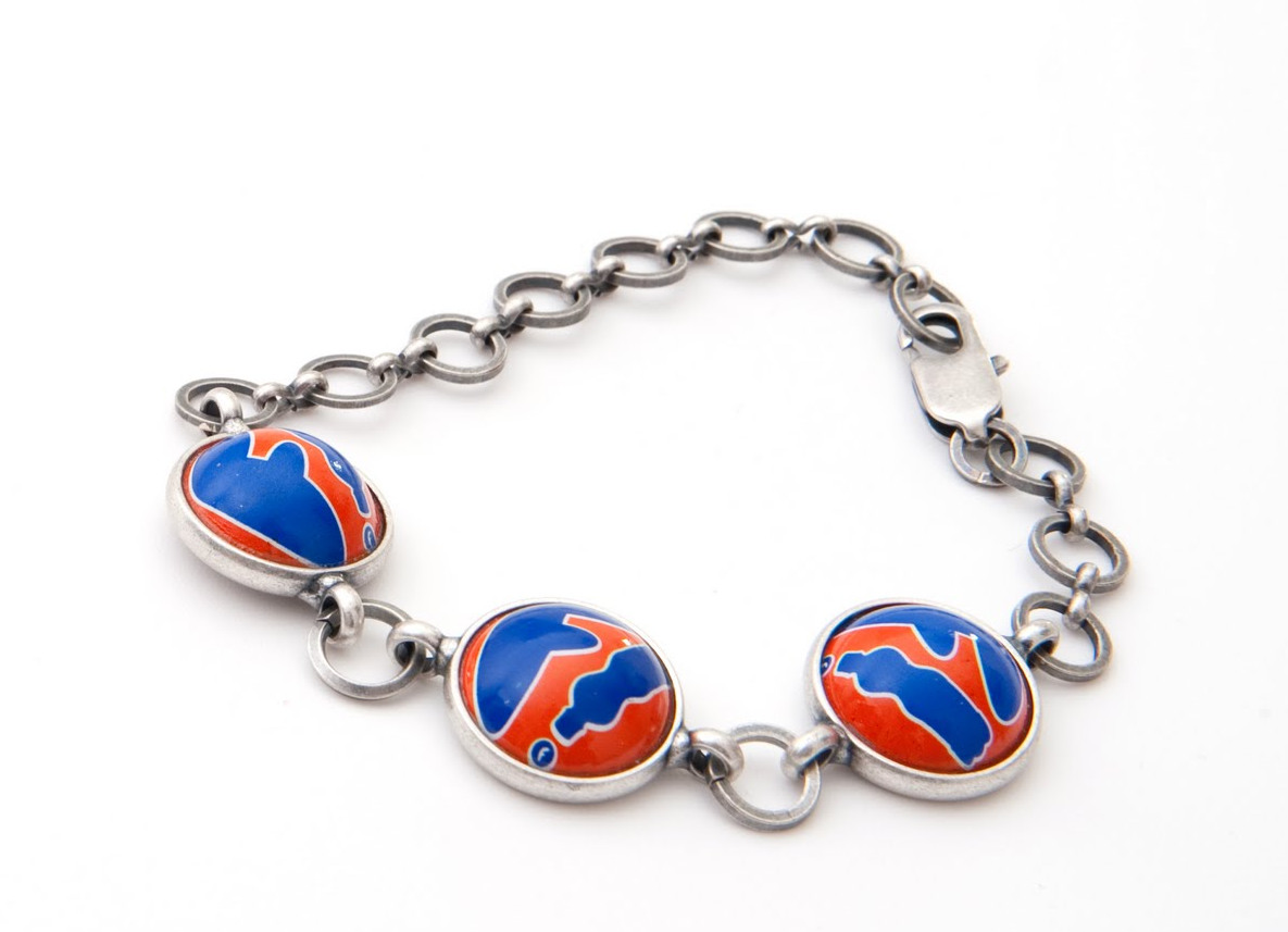 Украшения, из металлических пробок, от бутылок, дизайнер, Йоав Котик,  Yoav Kotik