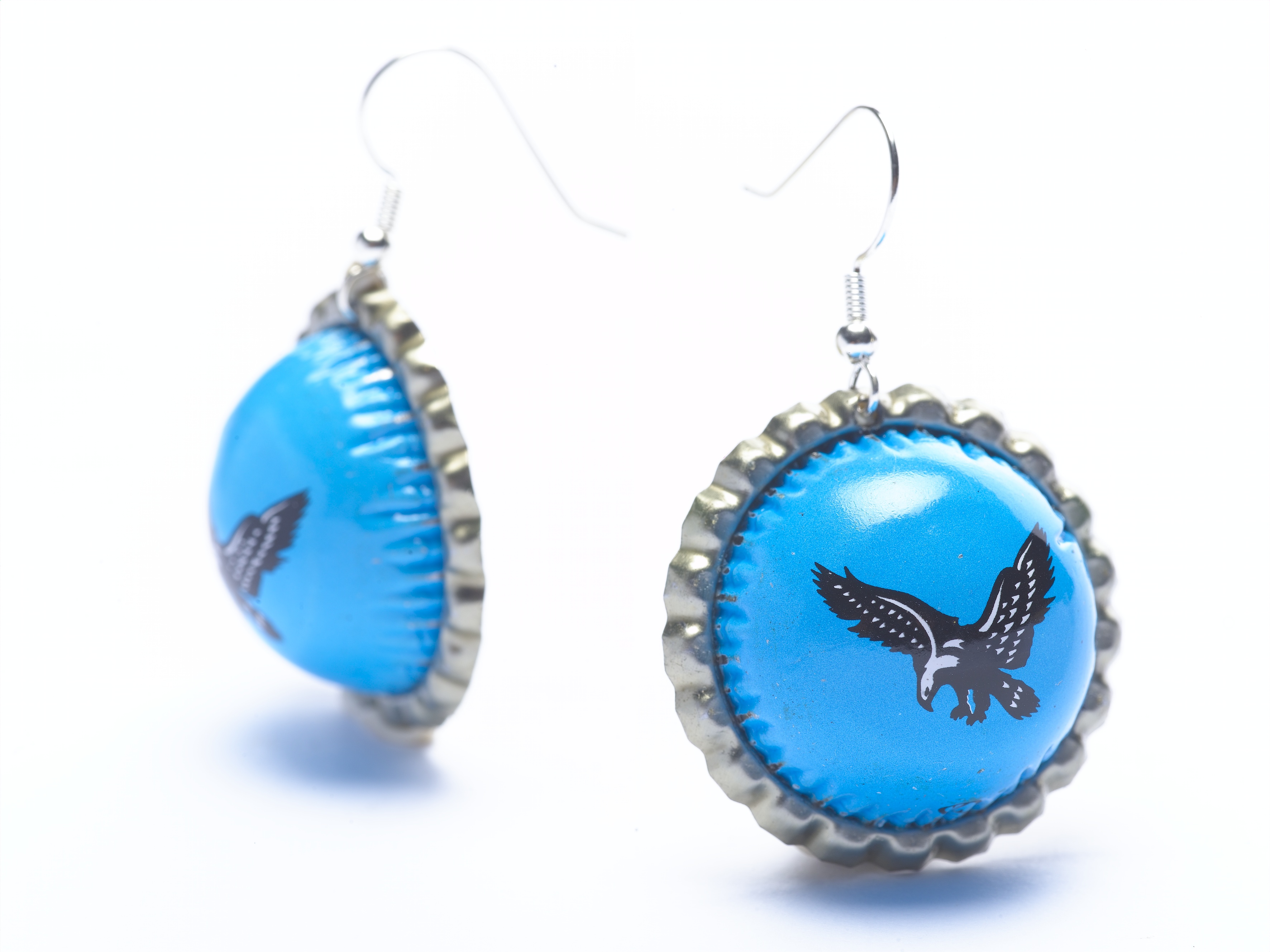 Украшения, из металлических пробок, от бутылок, дизайнер, Йоав Котик,  Yoav Kotik