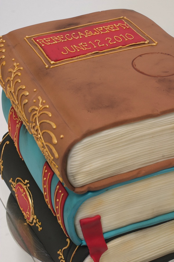 Бывший инженер НАСА создает шикарные торты, напоминающие предметы быта еда,торт, гиперреализм, Бывший инженер НАСА, шикарные торты, BethAnn Goldberg, Studio Cake