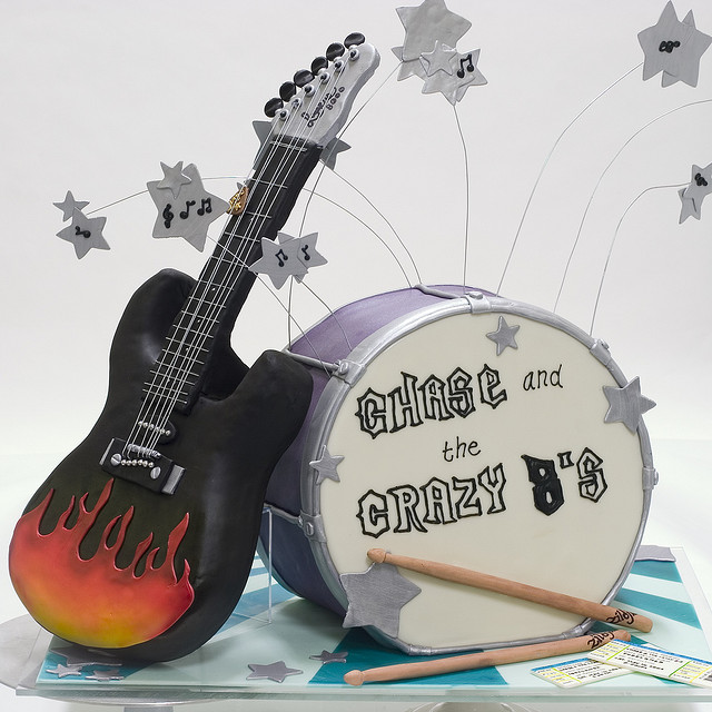 Бывший инженер НАСА создает шикарные торты, напоминающие предметы быта еда,торт, гиперреализм, Бывший инженер НАСА, шикарные торты, BethAnn Goldberg, Studio Cake