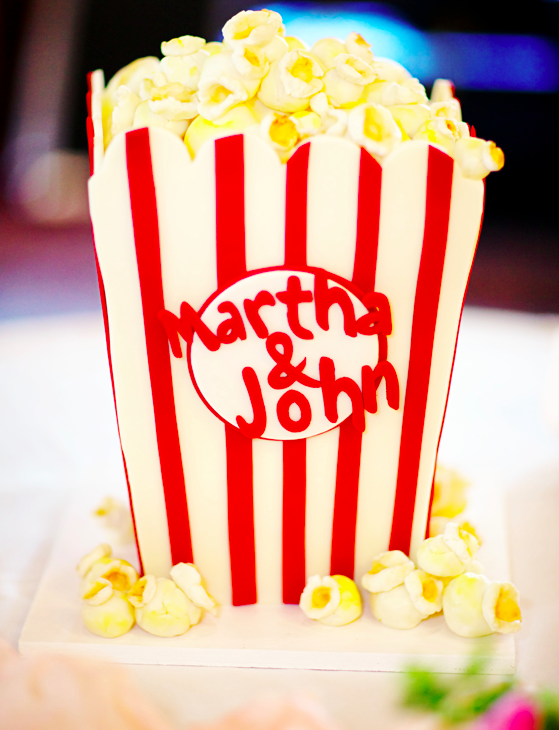 Бывший инженер НАСА создает шикарные торты, напоминающие предметы быта еда,торт, гиперреализм, Бывший инженер НАСА, шикарные торты, BethAnn Goldberg, Studio Cake