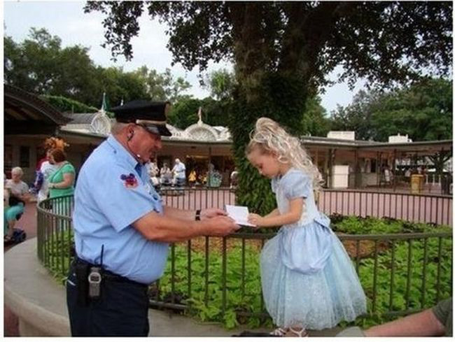 Добрые поступки, которые восстановят вашу веру в человечество добро,доброта, добрые поступки,истории,трогательное