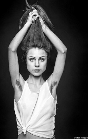 Девушки с небритыми подмышками, фотограф Бен Хоппер, Ben Hopper, модели не брили подмышки,