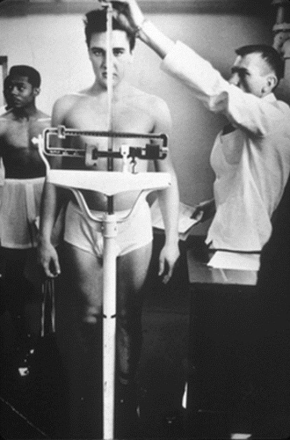 Редкие  кадры из жизни звёзд, архивные фотографии знаменитостей 