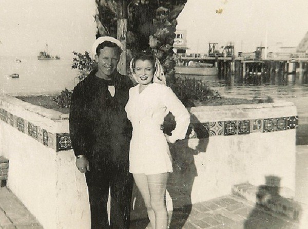 Редкие  кадры из жизни звёзд, архивные фотографии знаменитостей 