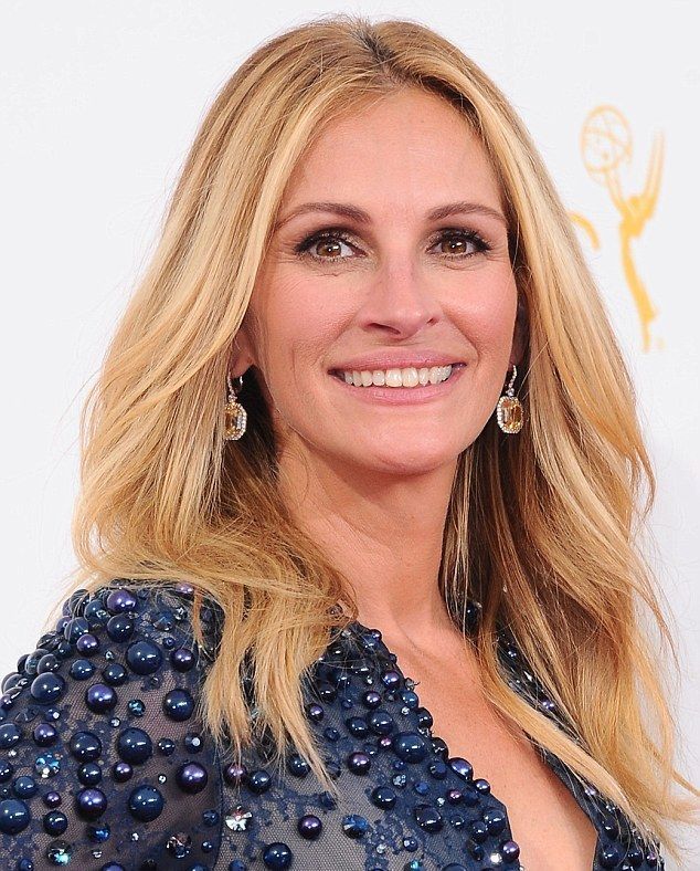 при помощи макияжа в голливудских женщин, парень макияж превращается в женщин Голливуда, Паоло Бальестерос, Paolo Ballesteros