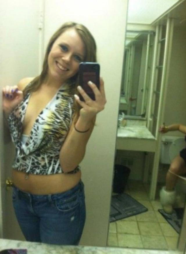 люди забыли как работают зеркала, люди забыли как устроены зеркала, люди провалы зеркала