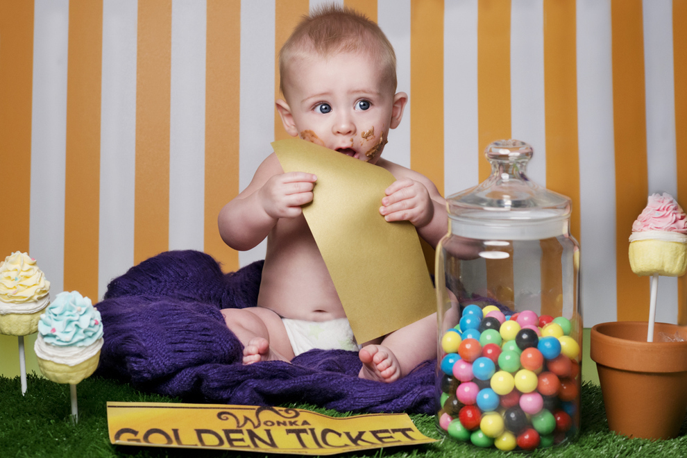 Милые, малыши, дети, младненцы, воссоздают, сцены, из знаменитых фильмов, детских, книг