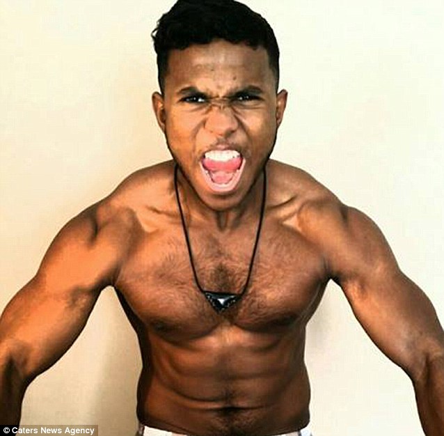 Из парня с толстым животом в накаченного красавца при помощи правильной диеты и тренировок похудел 12 недель, привел себя в форму, Омар Шариф, правильная диета