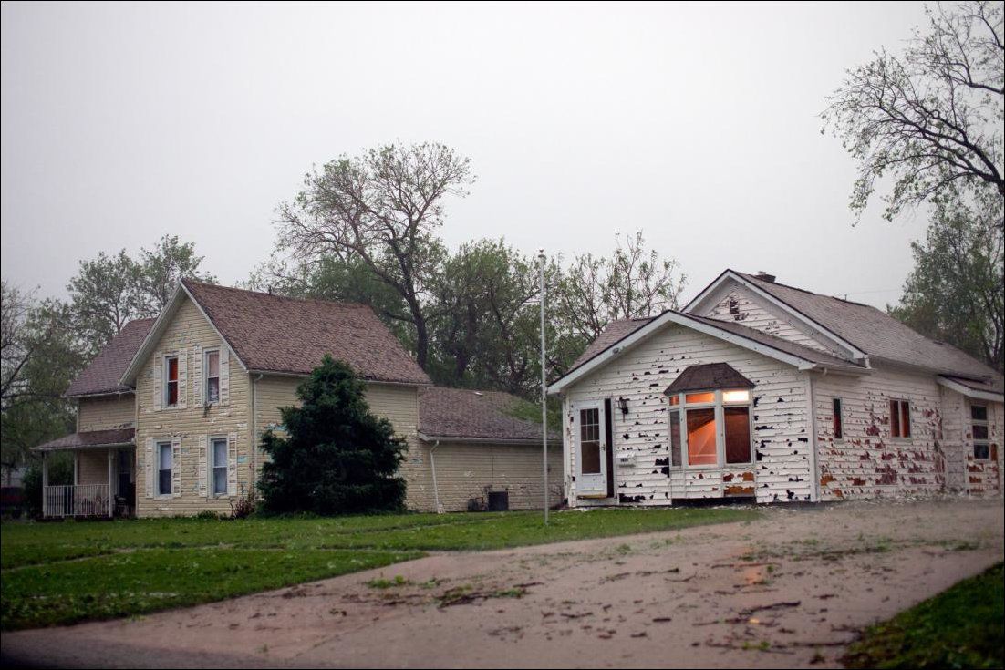 град Небраска, последствия града Небраска, град теннисный мяч